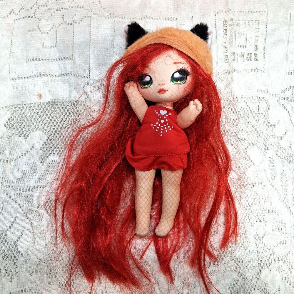 Na Na Na Surprise Roxie Foxie Foxy Doll With Red Dress Fishnet Hose MGA